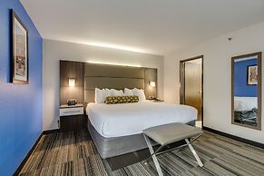 The Alexis Inn & Suites - Nashville Airport