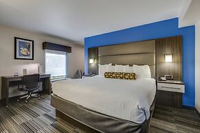 The Alexis Inn & Suites - Nashville Airport