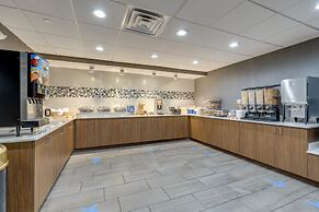 The Alexis Inn & Suites - Nashville Airport