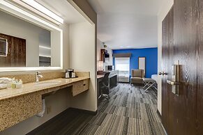 The Alexis Inn & Suites - Nashville Airport