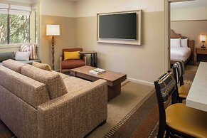 Chaminade Resort & Spa