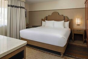 Chaminade Resort & Spa