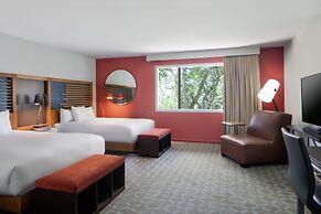 Chaminade Resort & Spa