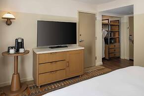 Chaminade Resort & Spa