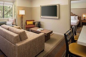 Chaminade Resort & Spa