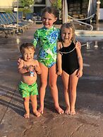 Chaminade Resort & Spa