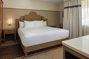 Chaminade Resort & Spa