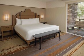 Chaminade Resort & Spa