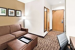 Comfort Suites Portland Airport