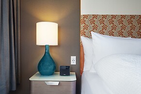 Staypineapple, University Inn, University District Seattle