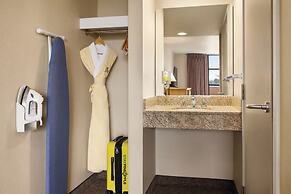 Staypineapple, University Inn, University District Seattle