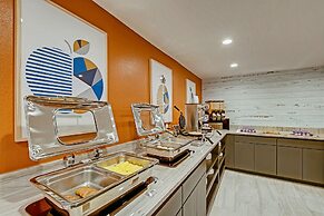 Orangewood Inn & Suites Midtown