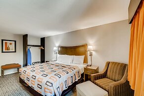 Orangewood Inn & Suites Midtown