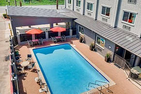 Orangewood Inn & Suites Midtown