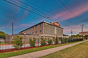 Orangewood Inn & Suites Midtown