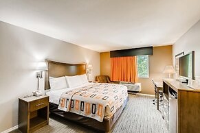 Orangewood Inn & Suites Midtown