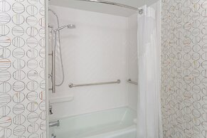 Holiday Inn Rockford by IHG