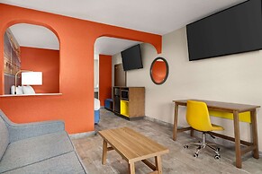 Days Inn by Wyndham Ruidoso Downs