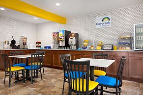 Days Inn by Wyndham Ruidoso Downs