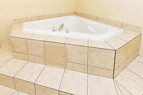 Comfort Inn & Suites Downtown Edmonton