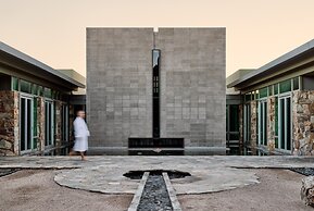 Sanctuary Camelback Mountain Resort and Spa