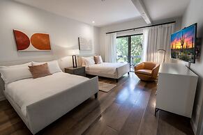 Sanctuary Camelback Mountain Resort and Spa