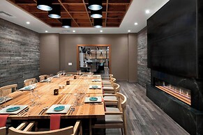 Delta Hotels by Marriott Seattle Everett