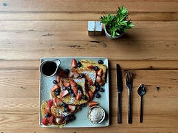 Delta Hotels by Marriott Seattle Everett