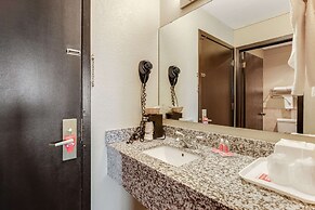 Econo Lodge Madison East