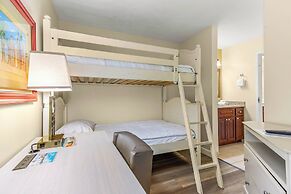 Holiday Inn & Suites Clearwater Beach by IHG