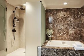 Lansdowne Resort and Spa