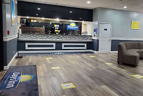 Days Inn by Wyndham Stuart