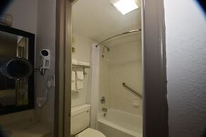 Days Inn by Wyndham Stuart