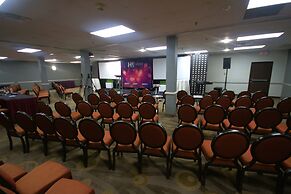 Atrium Hotel and Suites DFW Airport South