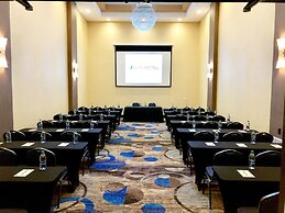 Lux Hotel & Spa, Trademark Collection by Wyndham