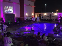 Lux Hotel & Spa, Trademark Collection by Wyndham