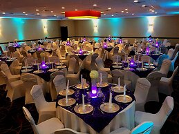 Lux Hotel & Spa, Trademark Collection by Wyndham