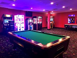 Lux Hotel & Spa, Trademark Collection by Wyndham