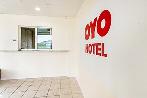 Oyo Hotel San Antonio Lackland AFB/Seaworld Hwy 90 W