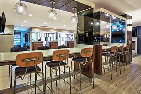 Crowne Plaza Chicago-Northbrook by IHG