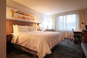 Crowne Plaza Chicago-Northbrook by IHG