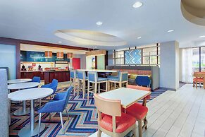 Hampton Inn Orlando-International Airport