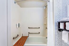 Hampton Inn Orlando-International Airport