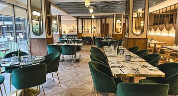 Hotel Director Vitacura