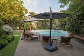 Hotel Director Vitacura