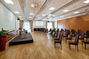 Rogner Hotel Tirana