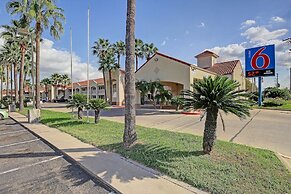 Motel 6 Edinburg, TX