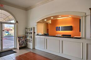 Motel 6 Edinburg, TX