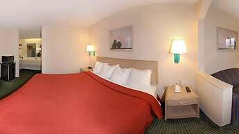 Quality Inn & Suites Stockbridge Atlanta South I-75