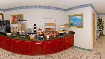 Quality Inn & Suites Stockbridge Atlanta South I-75